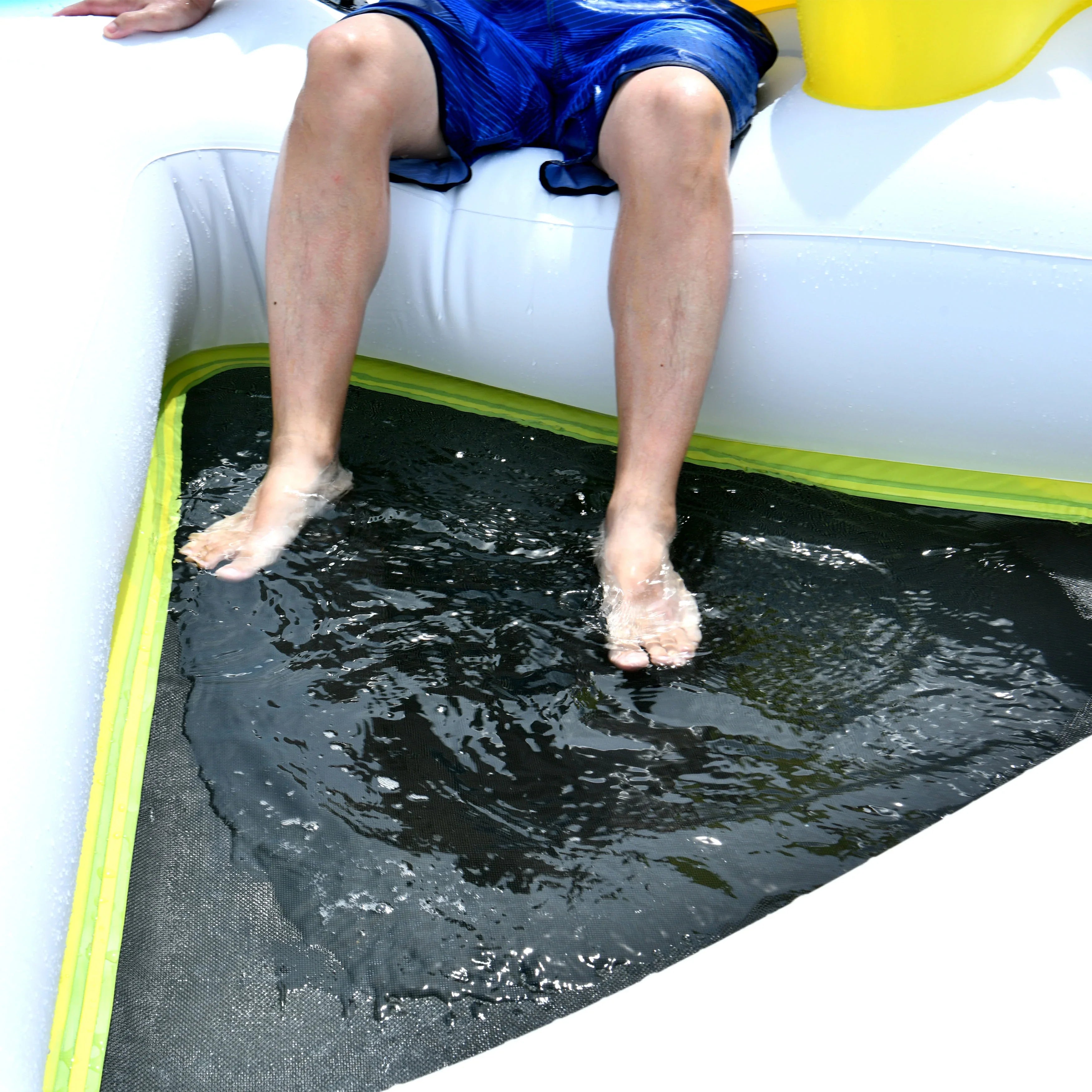 ALEKO IFI6P Inflatable Floating Island Lounge Raft with Cup Holders and Coolers - 6 Person